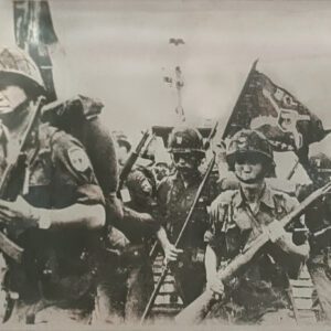 quân đội Nam Triều Tiên đổ bộ lên cảng Quy Nhơn 1965 mở đầu cho việc can dự vào cuộc chiến tranh ở miền nam Việt Nam